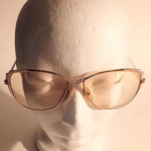 Vintage YSL Yves Saint Laurent Women's Goldtone Frames Eyeglasses Sunglasses - Picture 3 of 12